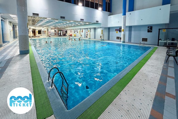 عکس استخر سرپوشیده آقایان یاد یاران تهران