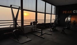 تصویر محوطه باشگاه بدنسازی پیک سنتر کرج