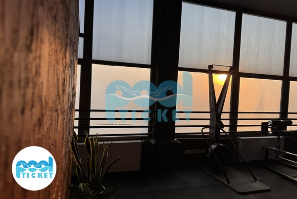 تصویر باشگاه بدنسازی پیک سنتر کرج