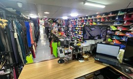 عکس محیط فروشگاه لوازم ورزشی نیکان اسپرت کرج