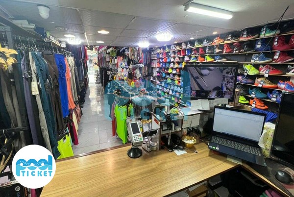 عکس محیط فروشگاه لوازم ورزشی نیکان اسپرت کرج