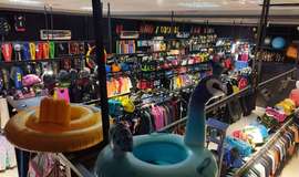 عکسها محیط فروشگاه اسپرت ۷۲۴ مشهد