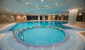 عکسهای استخر هتل خورشید هشتم مشهد