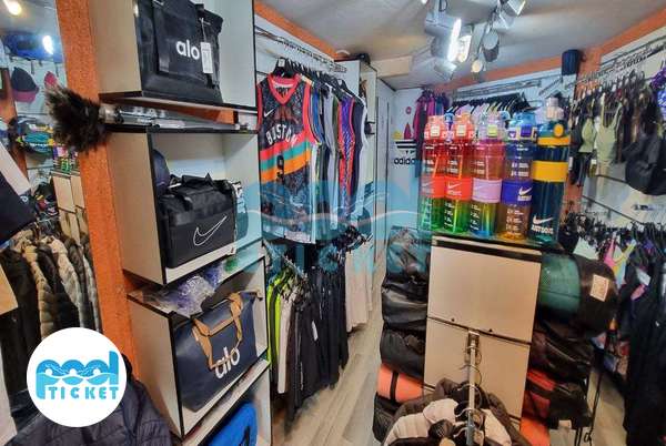 تصویر فروشگاه لوازم ورزشی رکورد کرج 