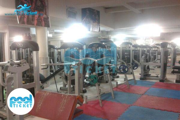 سالن بدنسازی استخر شهید کلهری (موج) قم تصاویر