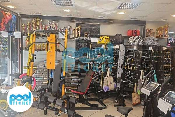 تصاویر فروشگاه لوازم ورزشی آتنا اسپرت شیراز